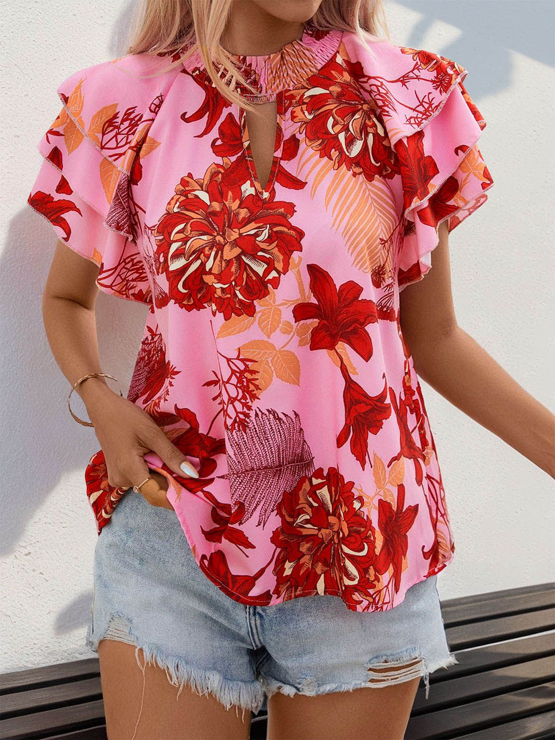 DressBerry Floral Print Keyhole Neck Flutter Sleeve Ruffled Top