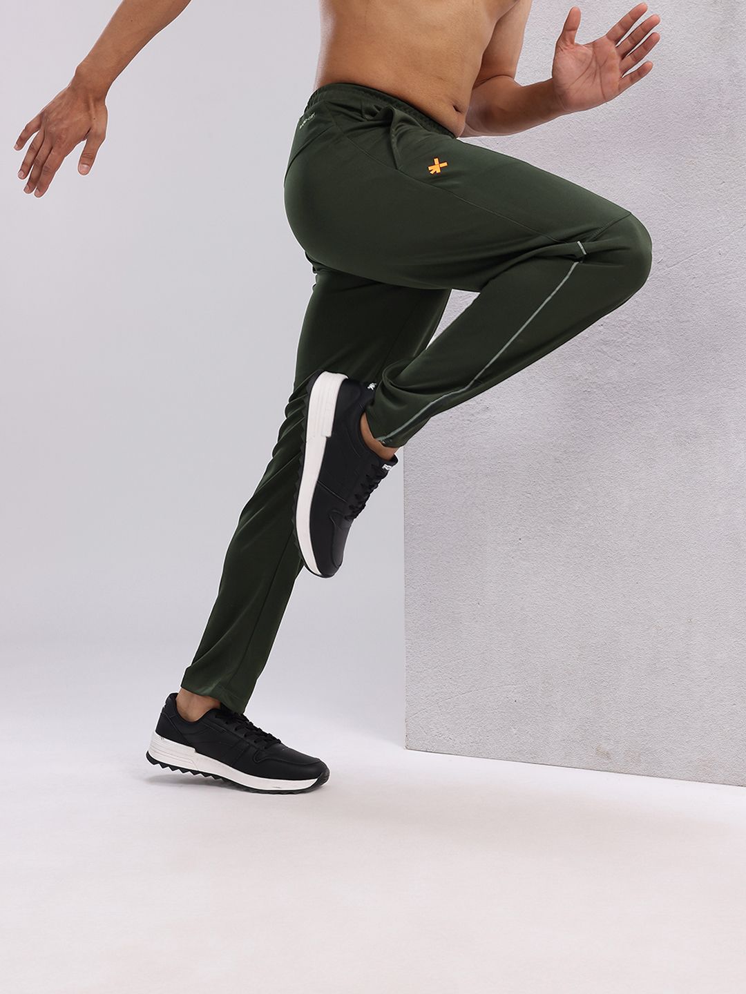 HRX by Hrithik Roshan Men Mid-Rise Rapid-Dry Running Track Pants