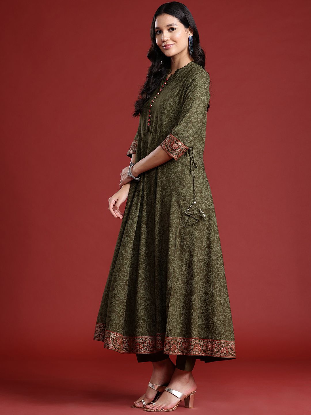Anouk Floral Printed Button-Detail Anarkali Kurta with Trousers & Dupatta