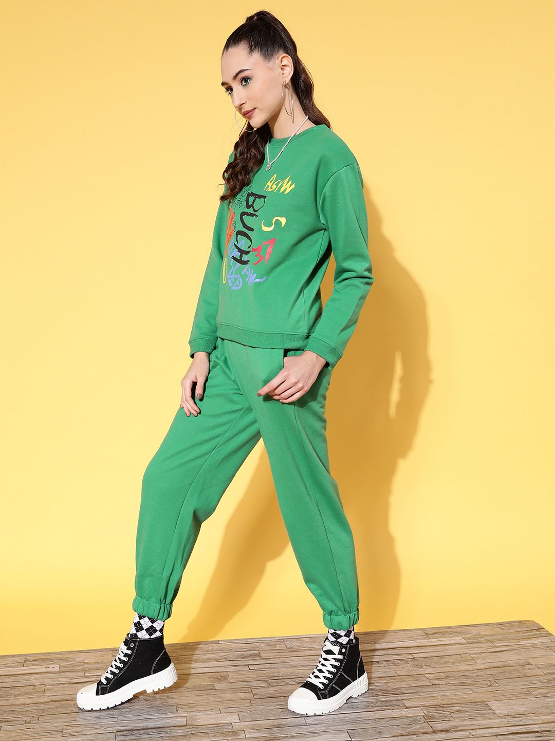 SASSAFRAS Women Green & Black Printed Sweatshirts and Joggers