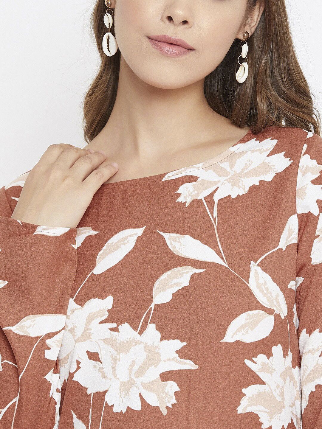 Berrylush Brown & White Floral Printed Crepe High-Low Longline Top