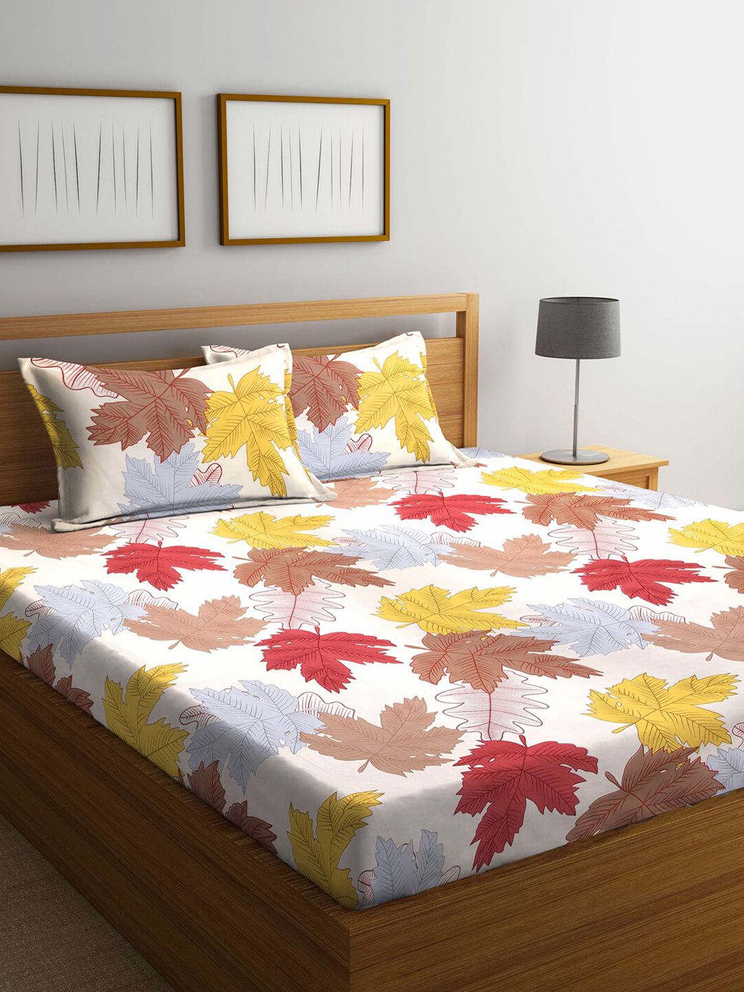 KLOTTHE White & Yellow Floral 300 TC 1 Double King Bedsheet with 2 Pillow Covers