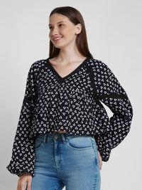 SPYKAR Geometric Printed V-Neck Puff Sleeves Cotton Regular Top