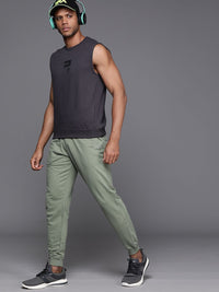 HRX by Hrithik Roshan Round Neck Sleeveless Sweatshirt