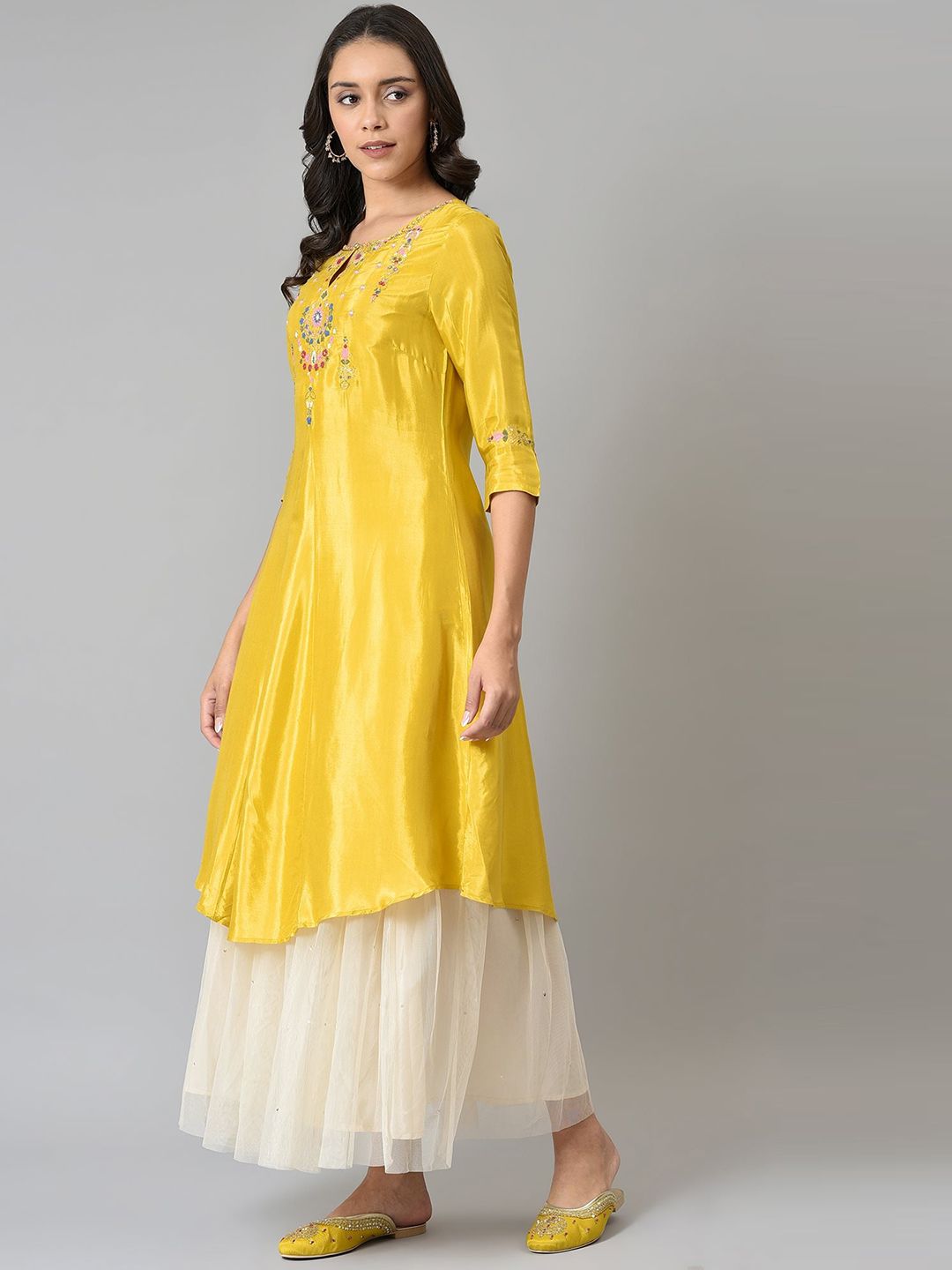 W Women Yellow Embroidered Thread Work Anarkali Kurta