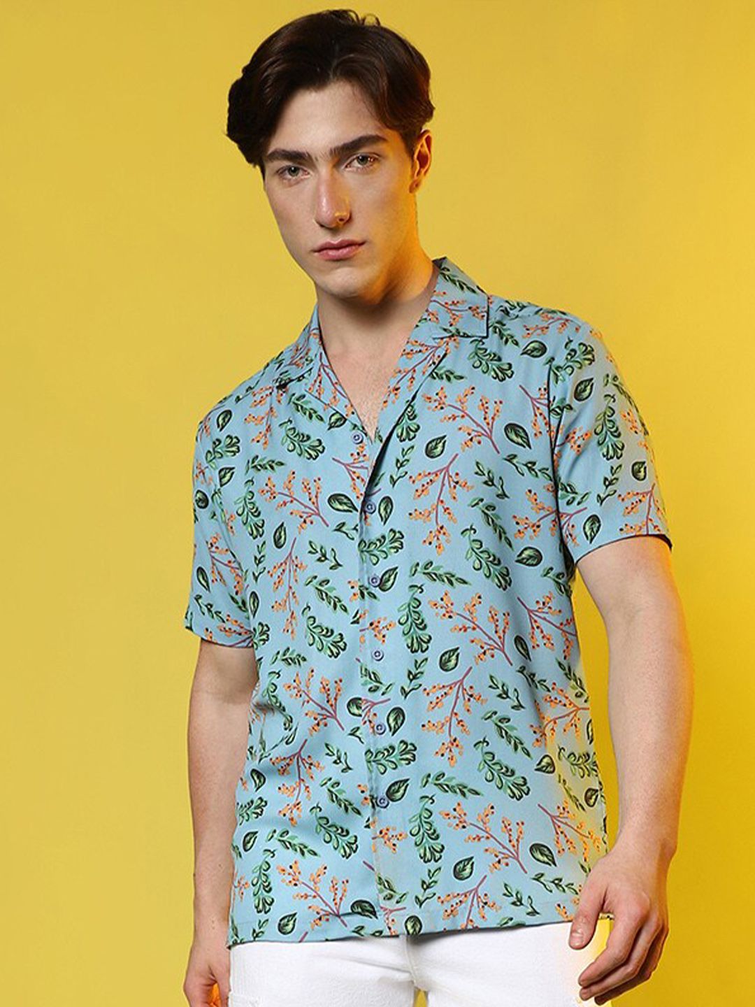 Campus Sutra Button-Down Collar Short Sleeves Floral Classic Printed Casual Shirt