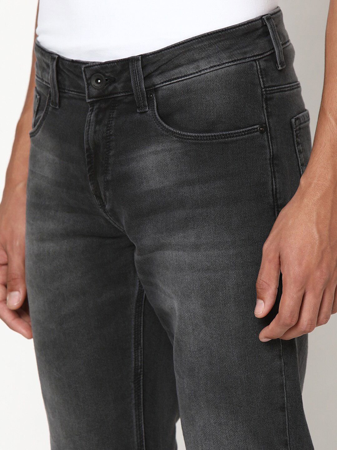 SPYKAR Men Slim Fit Low-Rise Light Fade Dark Shade Clean Look Stretchable Jeans