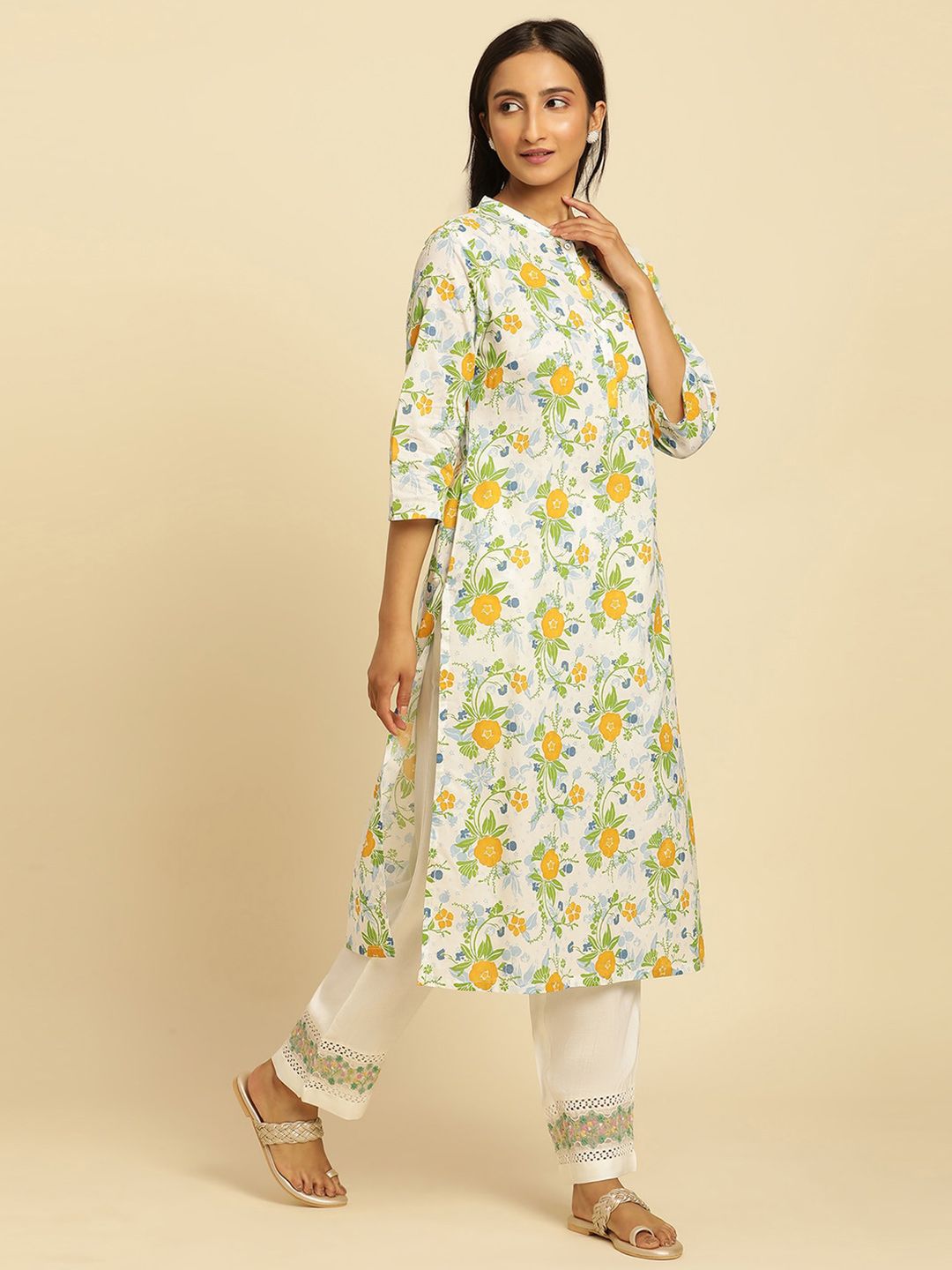 W Floral Printed Mandarin Collar Straight Kurta