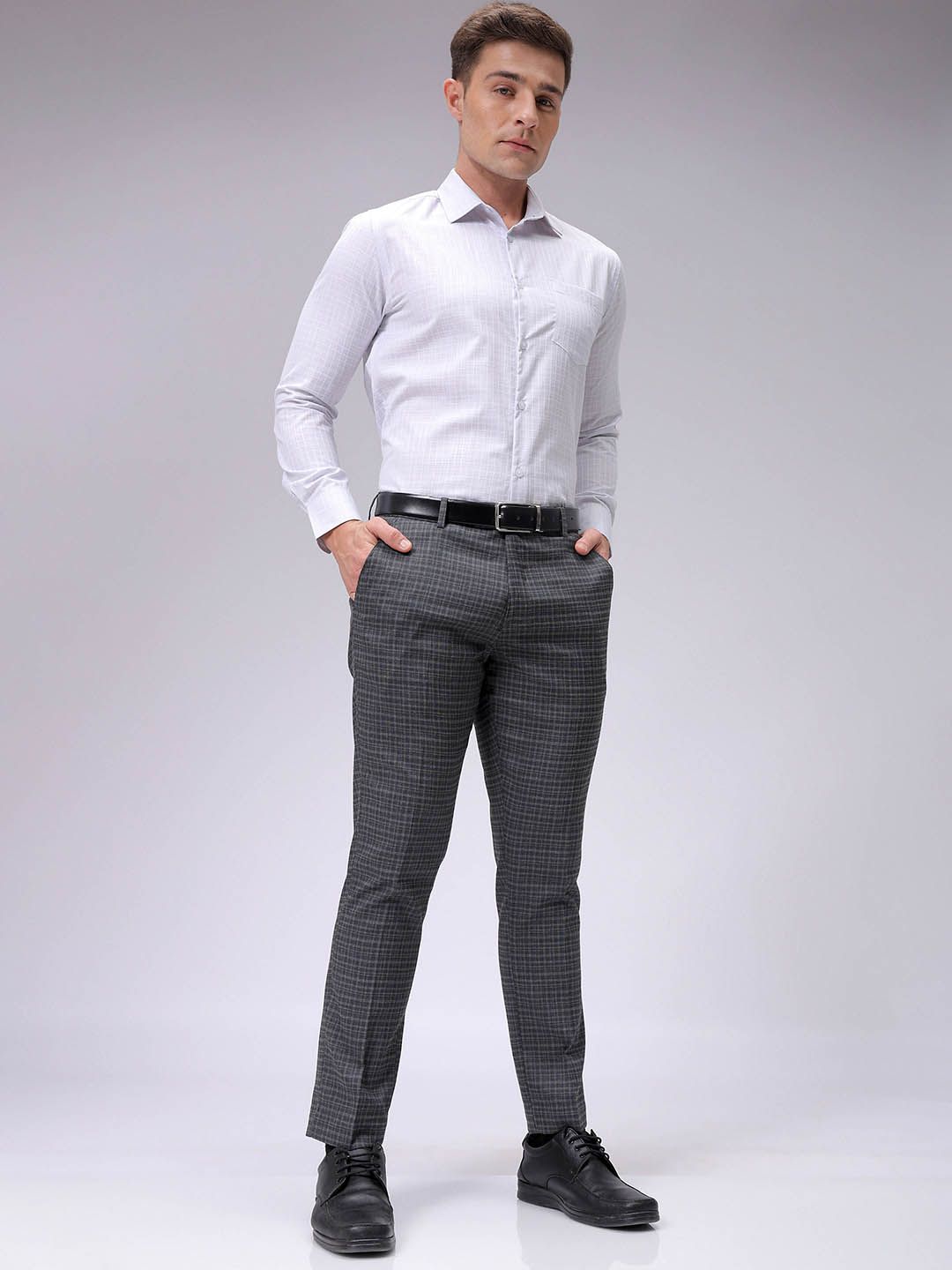 The Indian Garage Co. X Luxe Men Checked Slim Fit Formal Trousers