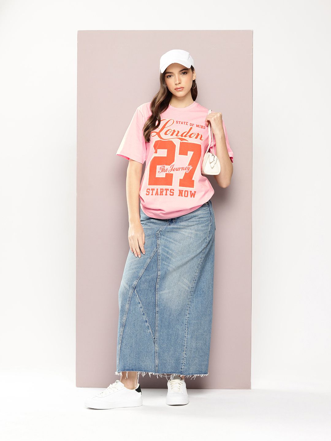 Dillinger Womens Short Sleeve Oversized Varsity Printed Tshirt