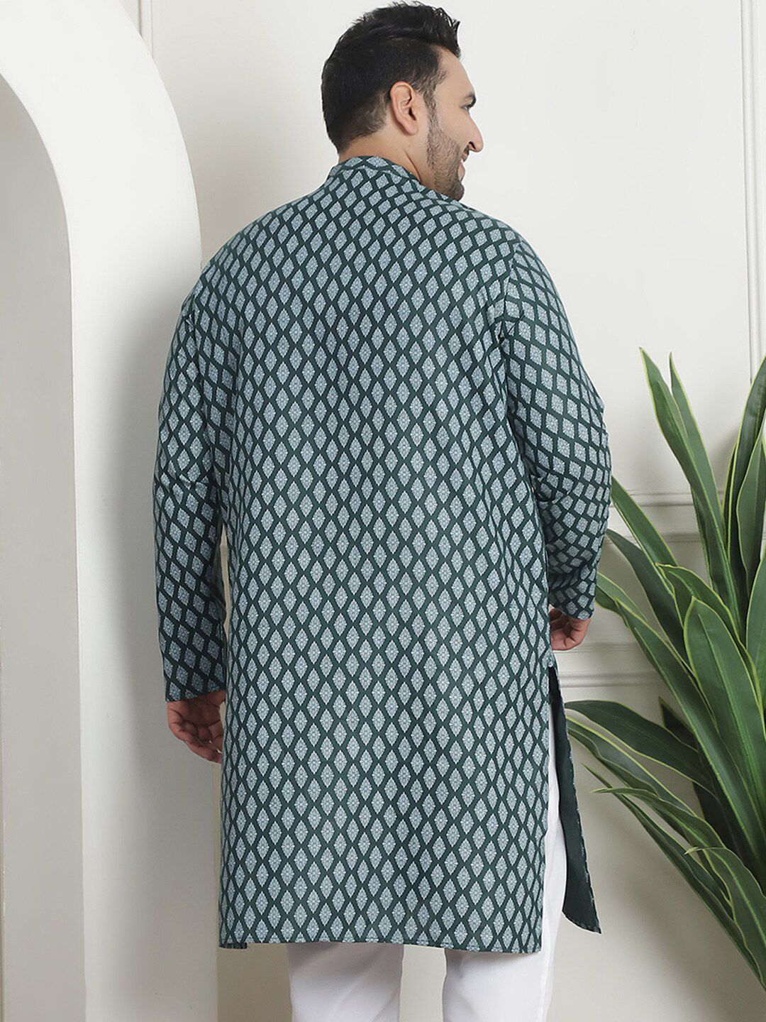 SOJANYA PLUS Ethnic Motifs Printed Band Collar Straight Kurta