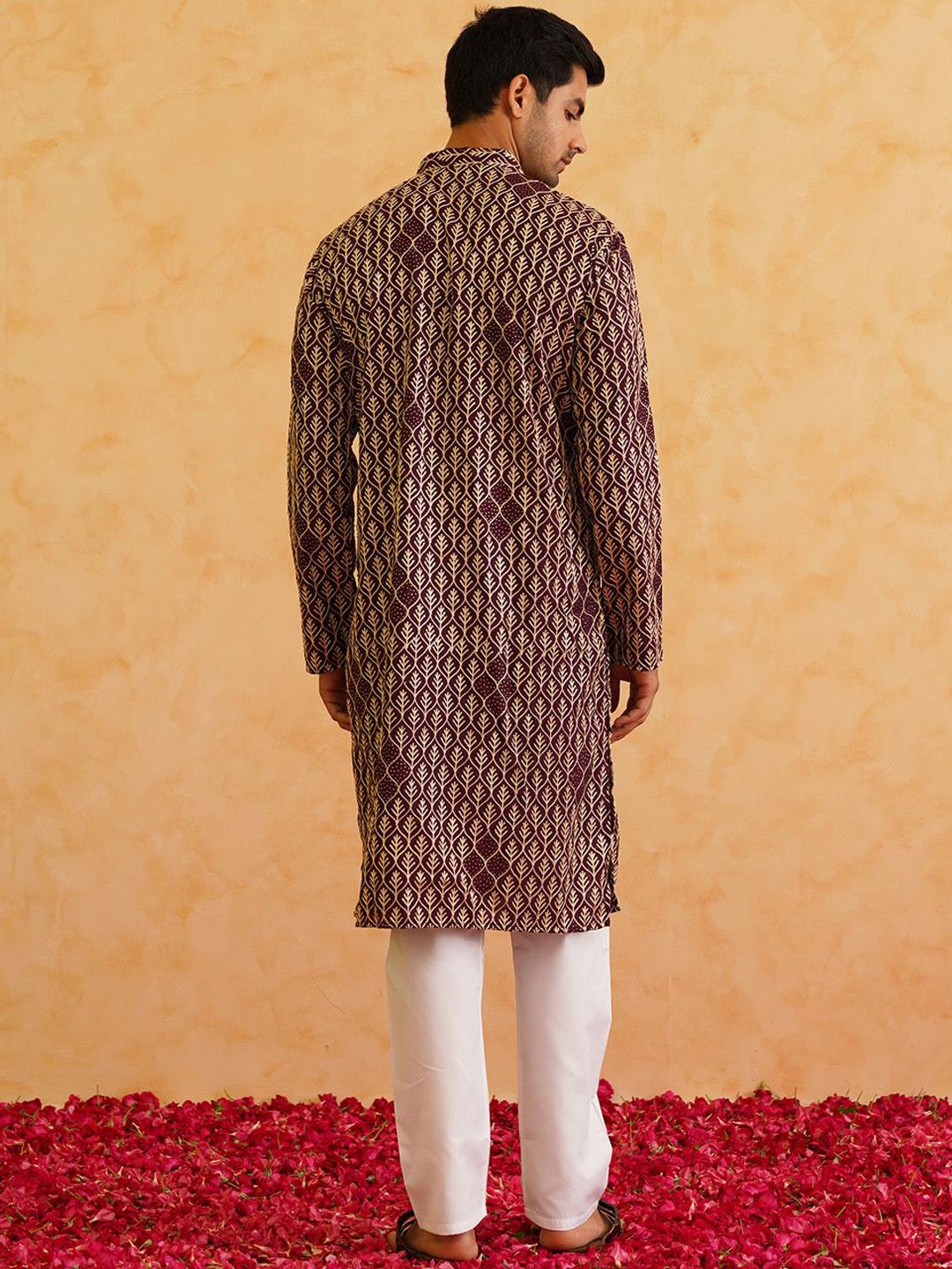 SOJANYA Ethnic Motifs Embroidered Thread Work Detailed Pure Cotton Kurta With Pyjamas