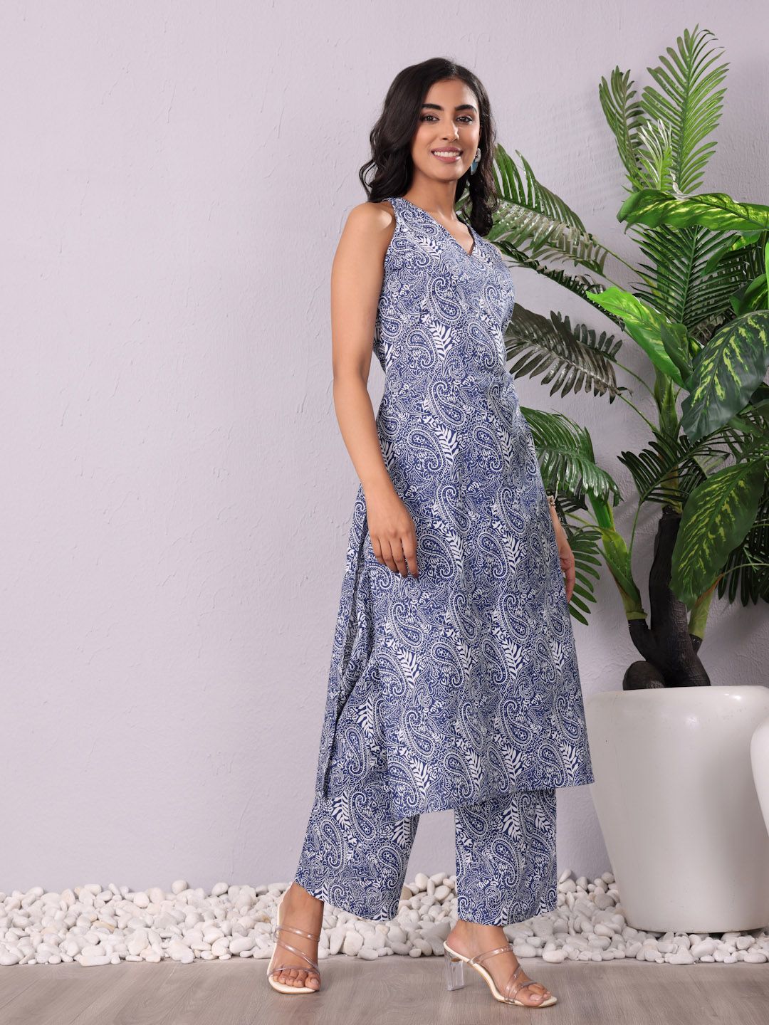 Varanga Paisley Printed V-Neck Pure Cotton Straight Kurta With Palazzo