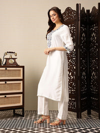 House of Pataudi Floral Embroidered Regular Jashn Kurta with Trousers & With Dupatta