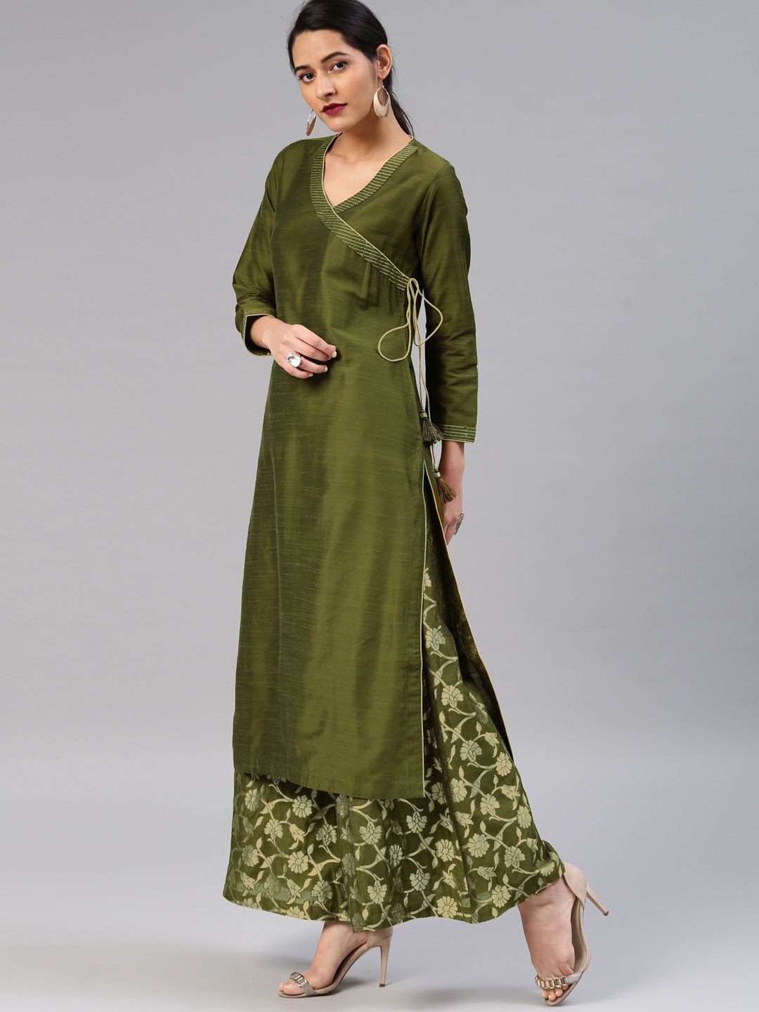 Vishudh Women Olive Green & Gold-Toned Solid Kurta with Palazzos