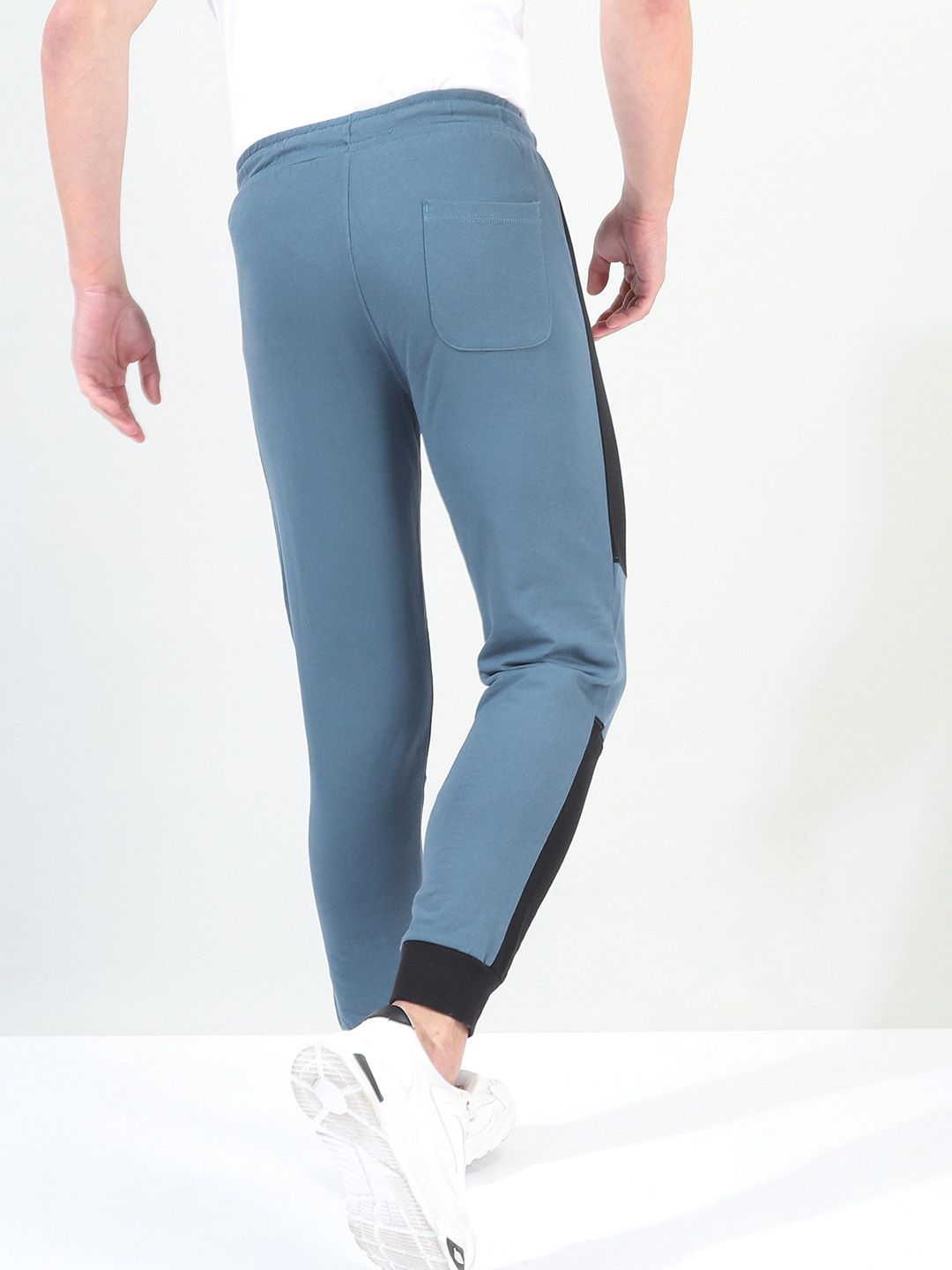 The Indian Garage Co Men Teal Blue & Black Colourblocked Slim-Fit Joggers