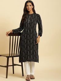 W Striped Mandarin Collar Kurta