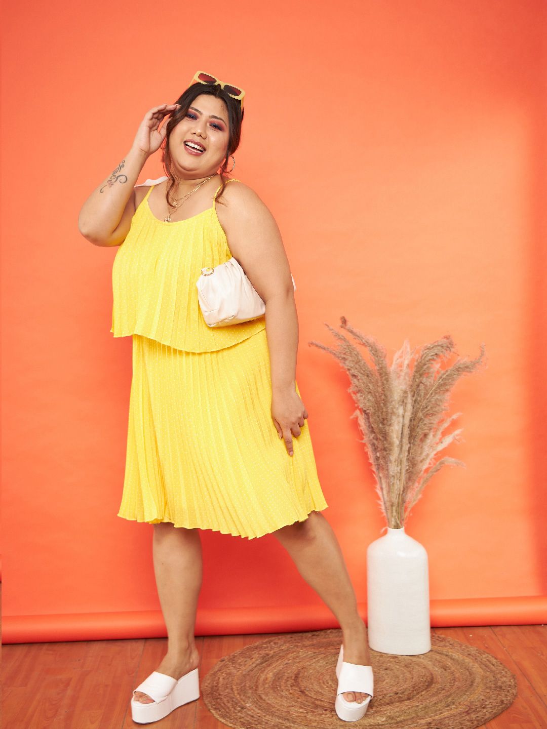 SASSAFRAS Curve Crepe Fit and Flare Dress