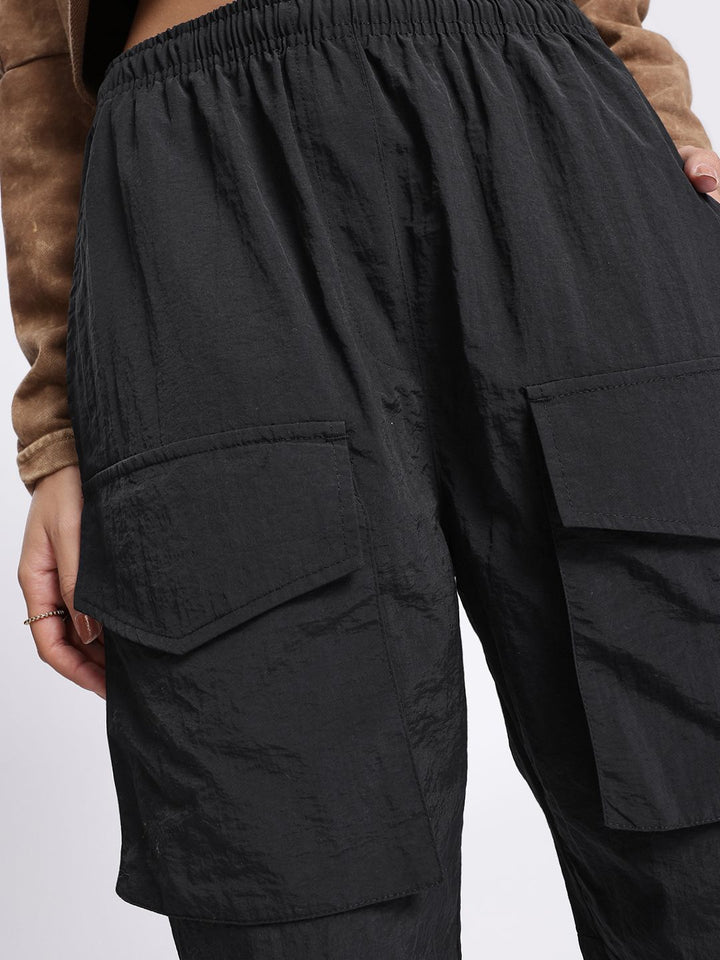 DressBerry Women Street Chic Core Ruched Tie-Ups Cargo-Style Track Pants