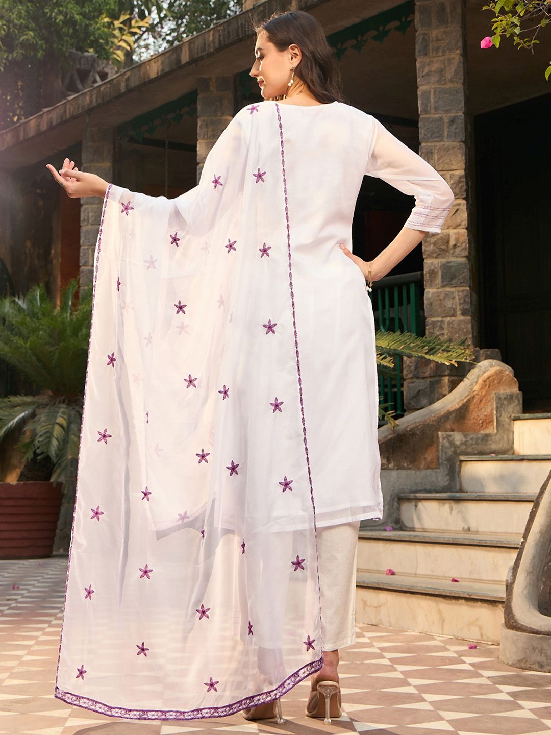 Indo Era Floral Embroidered Regular Thread Work Kurta with Trousers & Dupatta