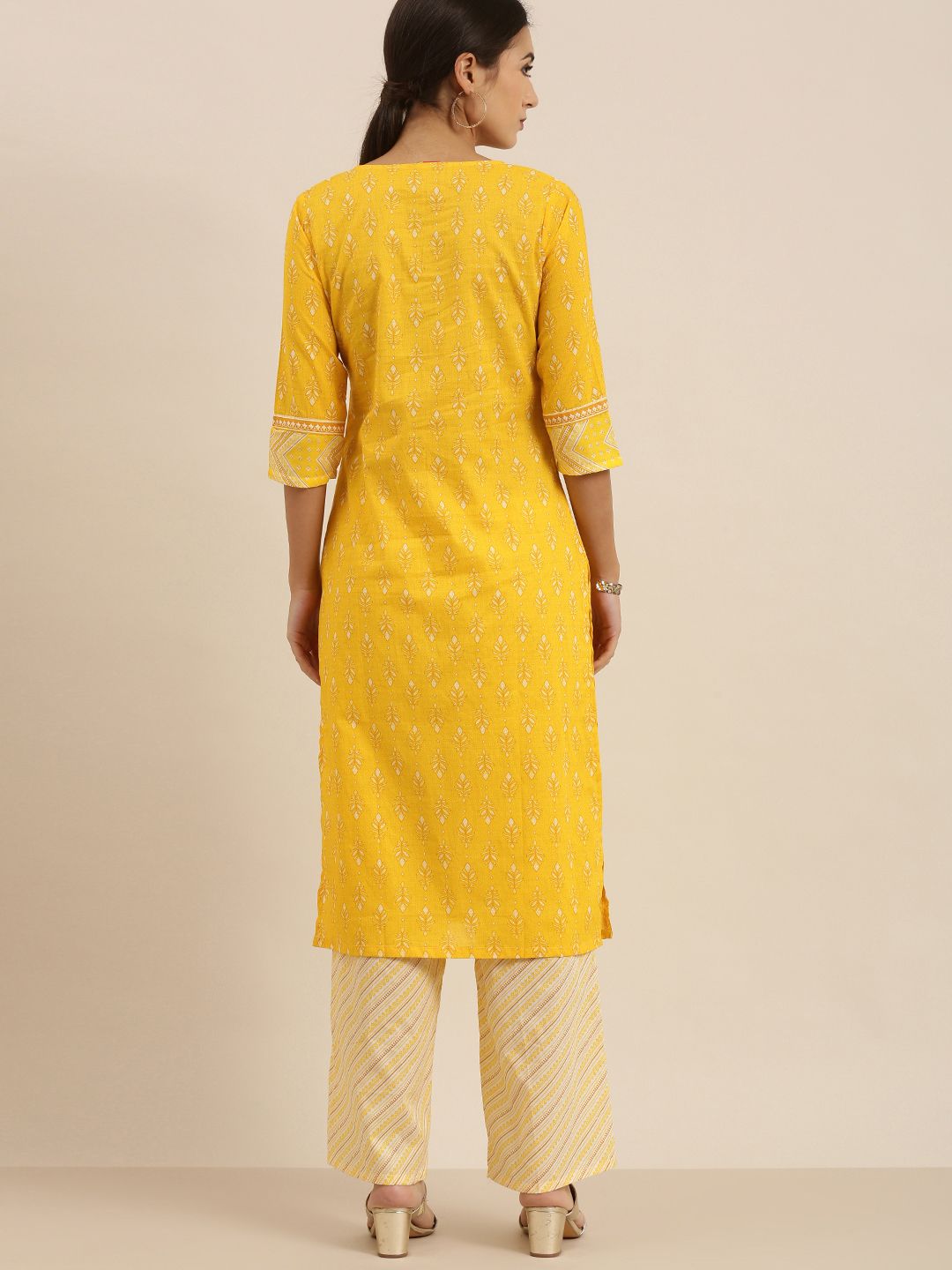 Vishudh Women Yellow & Off-White Printed Kurta with Palazzos