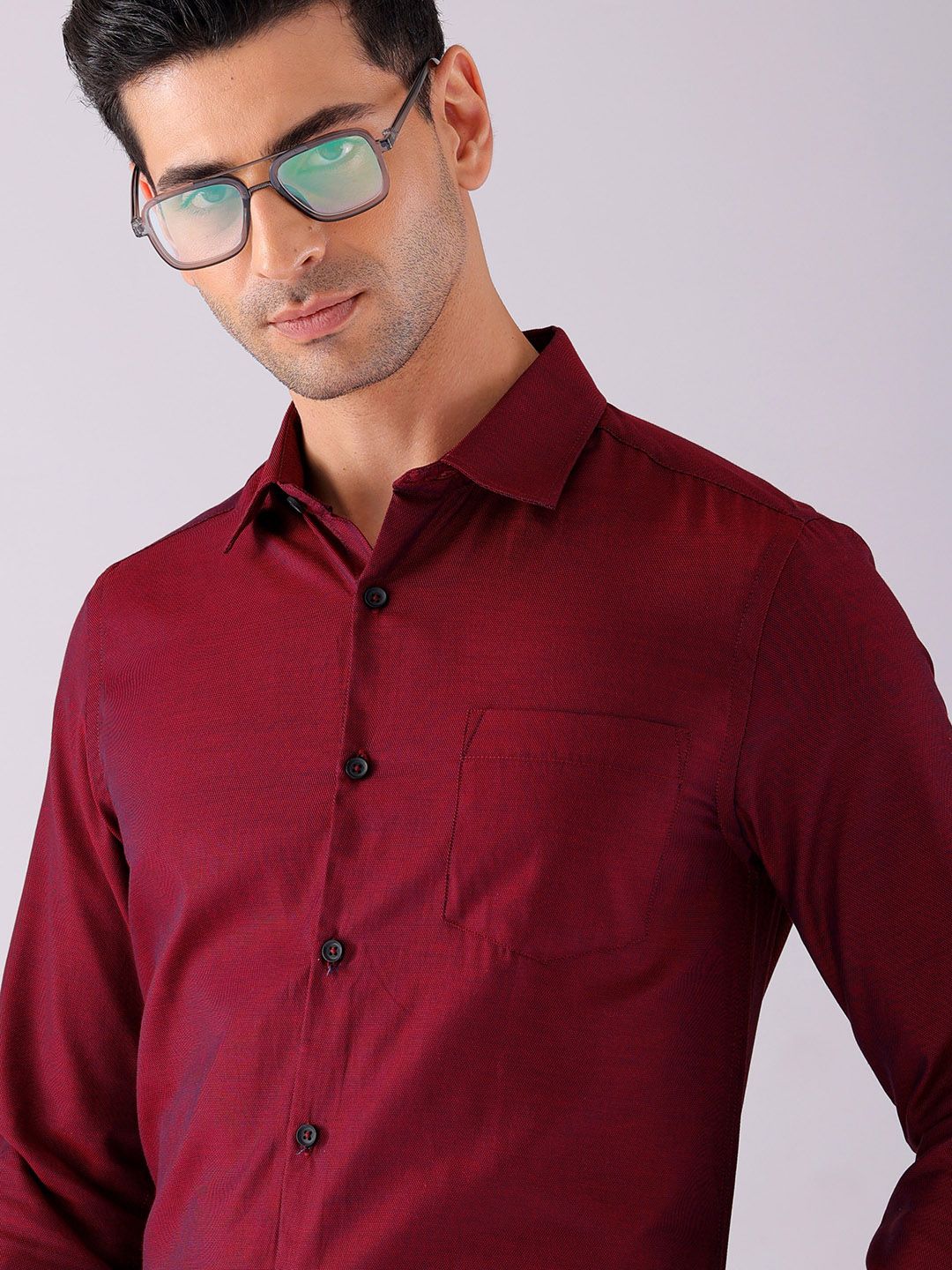 The Indian Garage Co. X Luxe Men Solid Slim Fit Opaque Formal Shirt