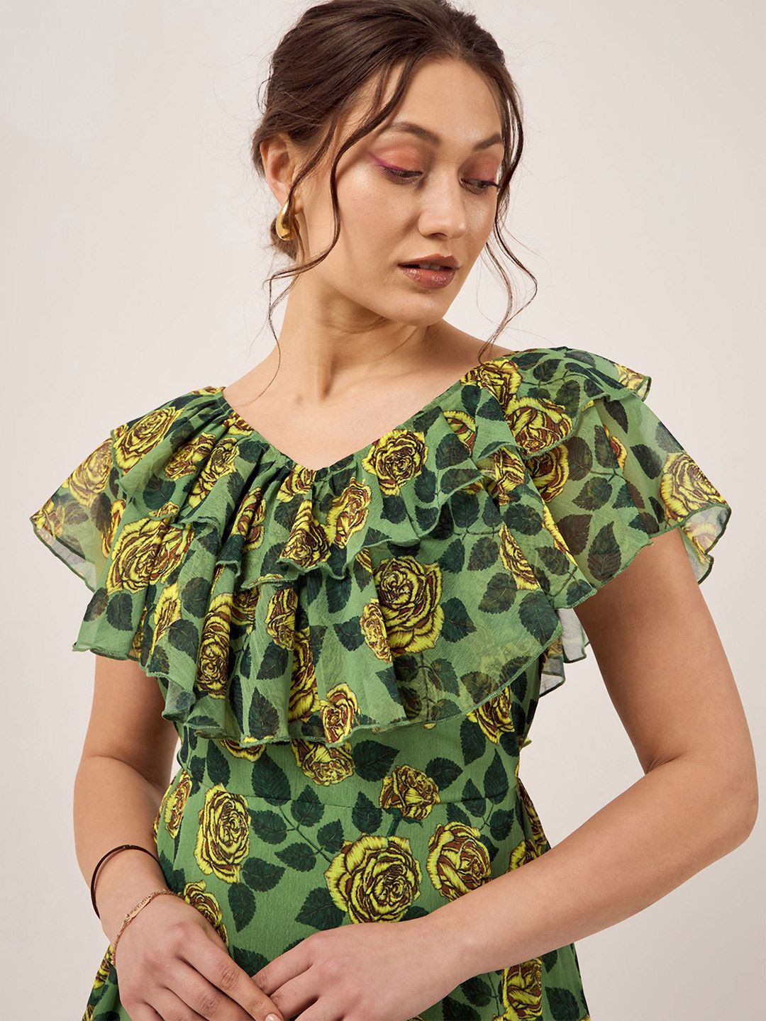 Antheaa Green Floral Print V-Neck Flutter Sleeve Layered Chiffon Fit & Flare Midi Dress