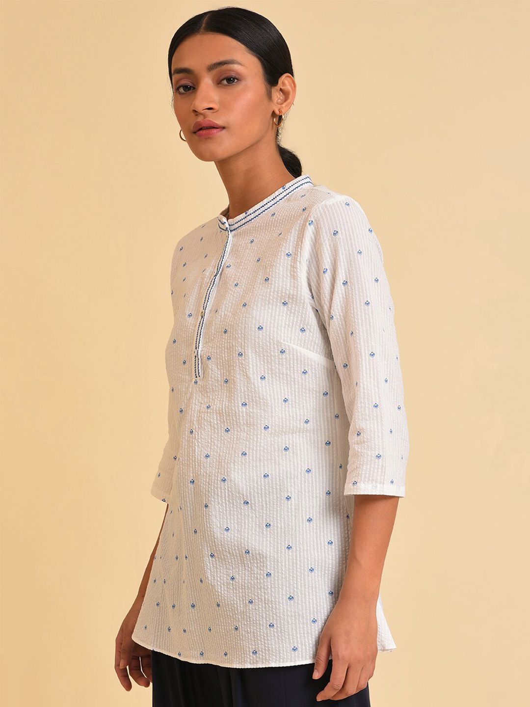 W White Geometric Print Mandarin Collar Cotton Top
