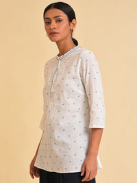 W White Geometric Print Mandarin Collar Cotton Top