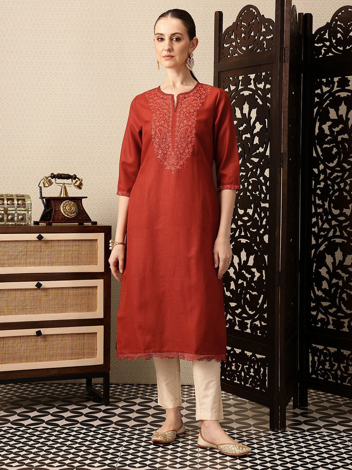 House of Pataudi Floral Embroidered Thread Work Jashn Kurta