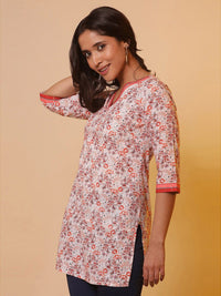 AURELIA Floral Printed V-Neck Pure Cotton Kurti