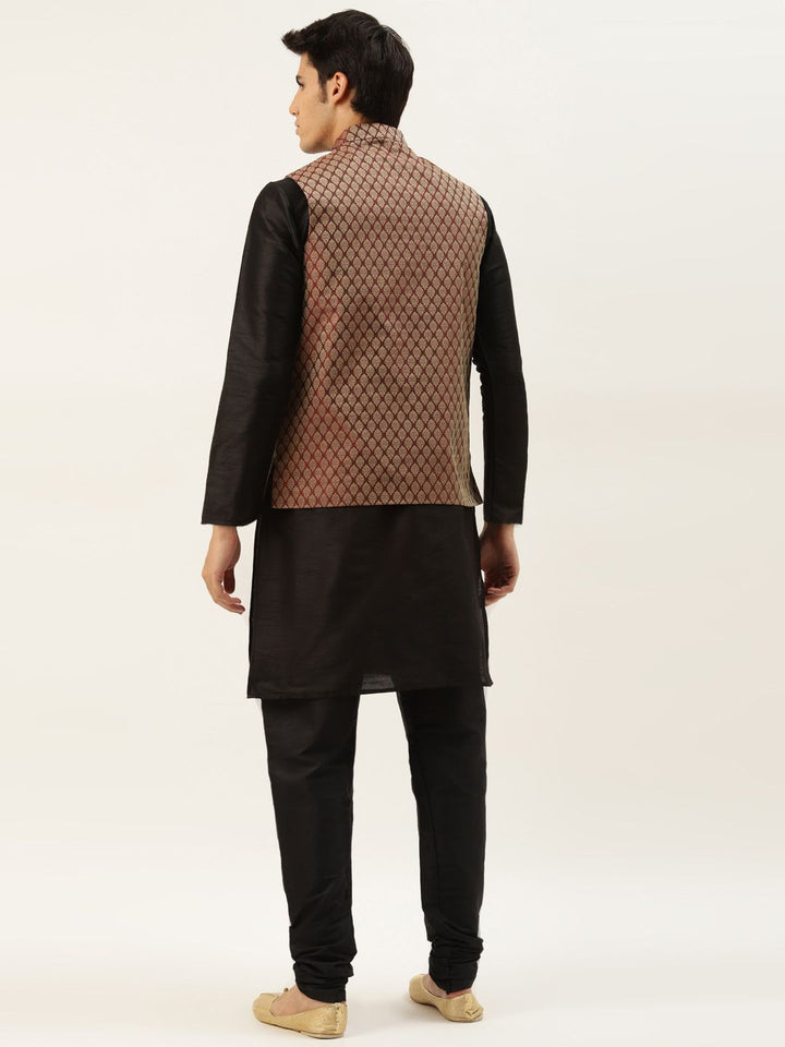 SOJANYA Men Black Kurta with Churidar & Nehru Jacket