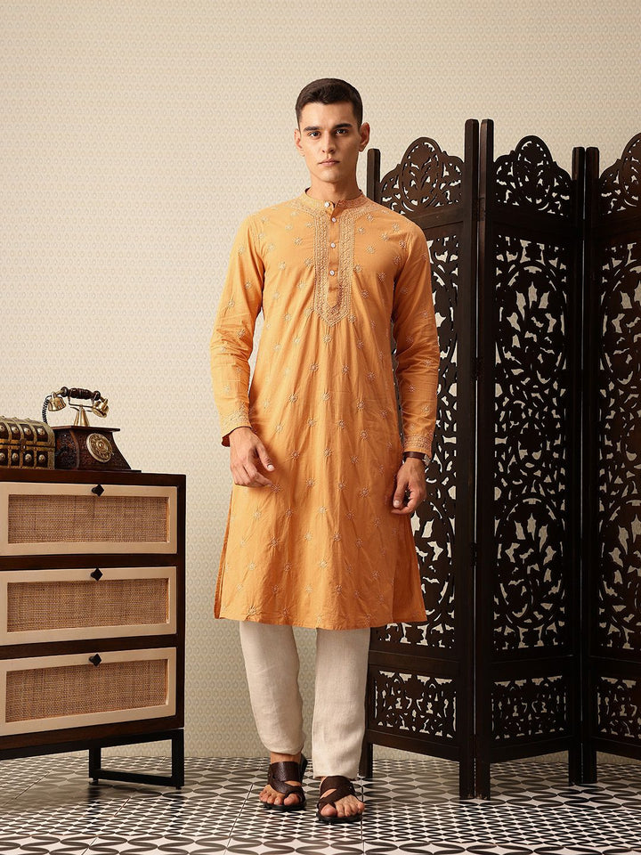 House of Pataudi Floral Embroidered Pure Cotton Jashn Kurta