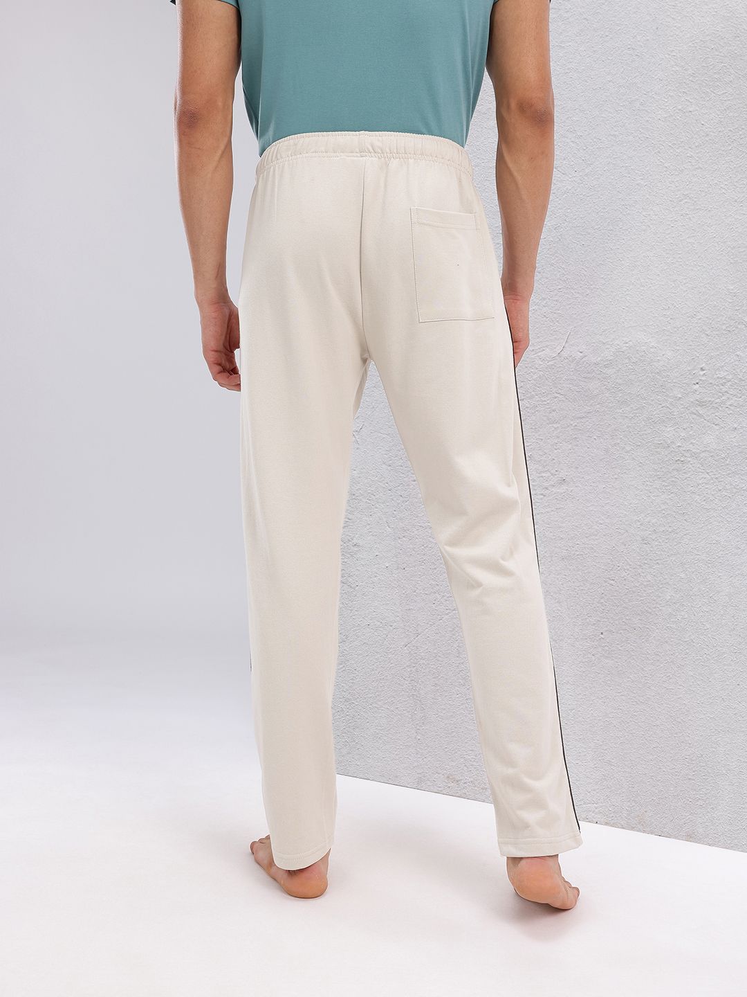 HRX by Hrithik Roshan Men Mid-Rise Yoga Track Pants with Contrast Piping