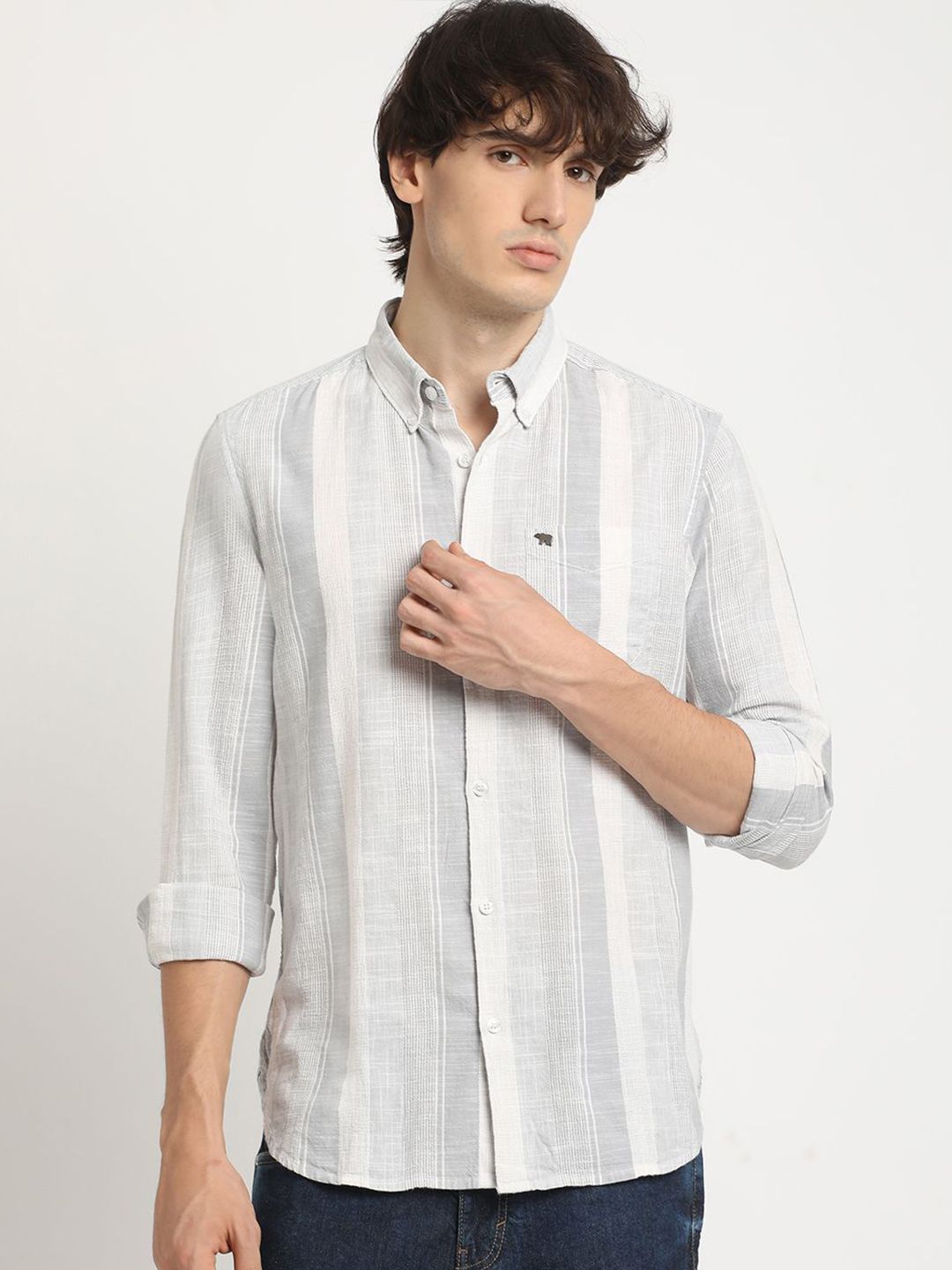 THE BEAR HOUSE Men Slim Fit Opaque Checkered Casual Shirt