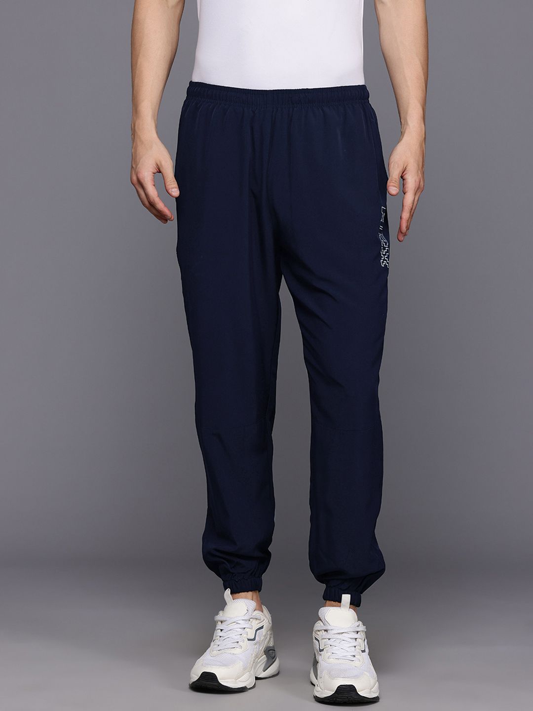 HRX by Hrithik Roshan Men Regular-Fit Brand-Logo Print  Joggers