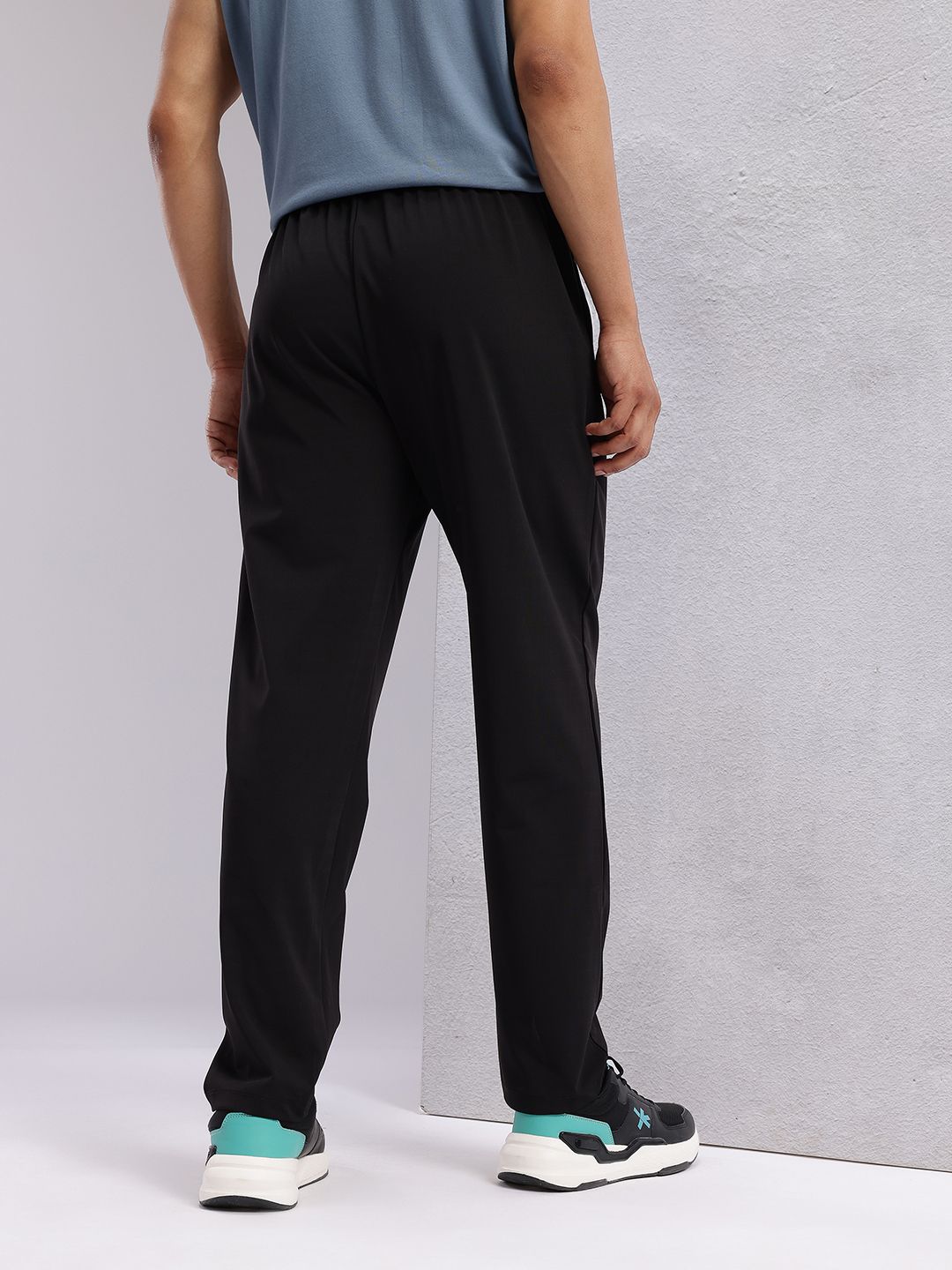 HRX by Hrithik Roshan Men Mid-Rise Lifestyle Track Pants