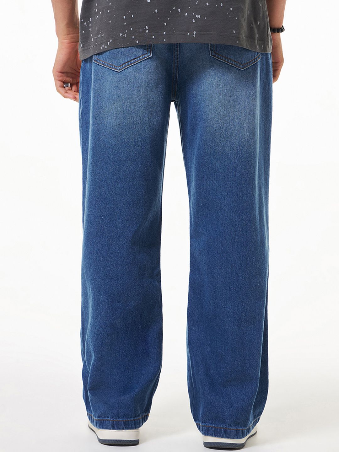 Bewakoof Men Blue Baggy Fit Light Fade Mildly Distressed Pure Cotton Jeans