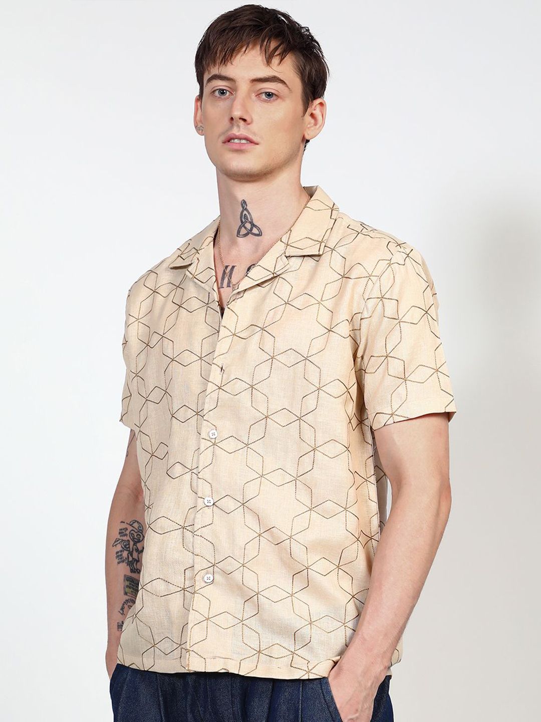 Campus Sutra Men Comfort Geometric Embroidered Cuban Collar Casual Shirt