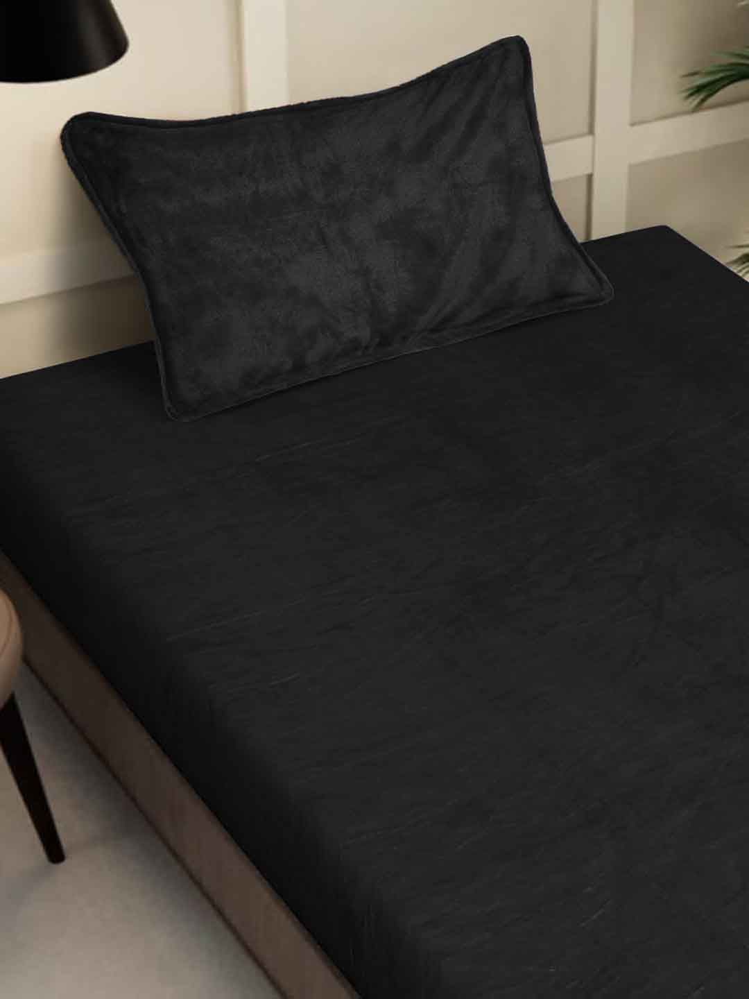 KLOTTHE Black Solid Flat 300 TC Woolen Single Bedsheet with 1 Pillow Cover