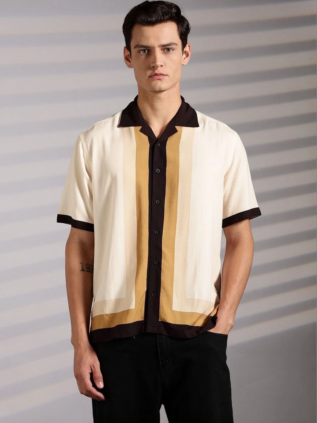 Eszett Colourblocked Polo Collar Cotton T-shirt