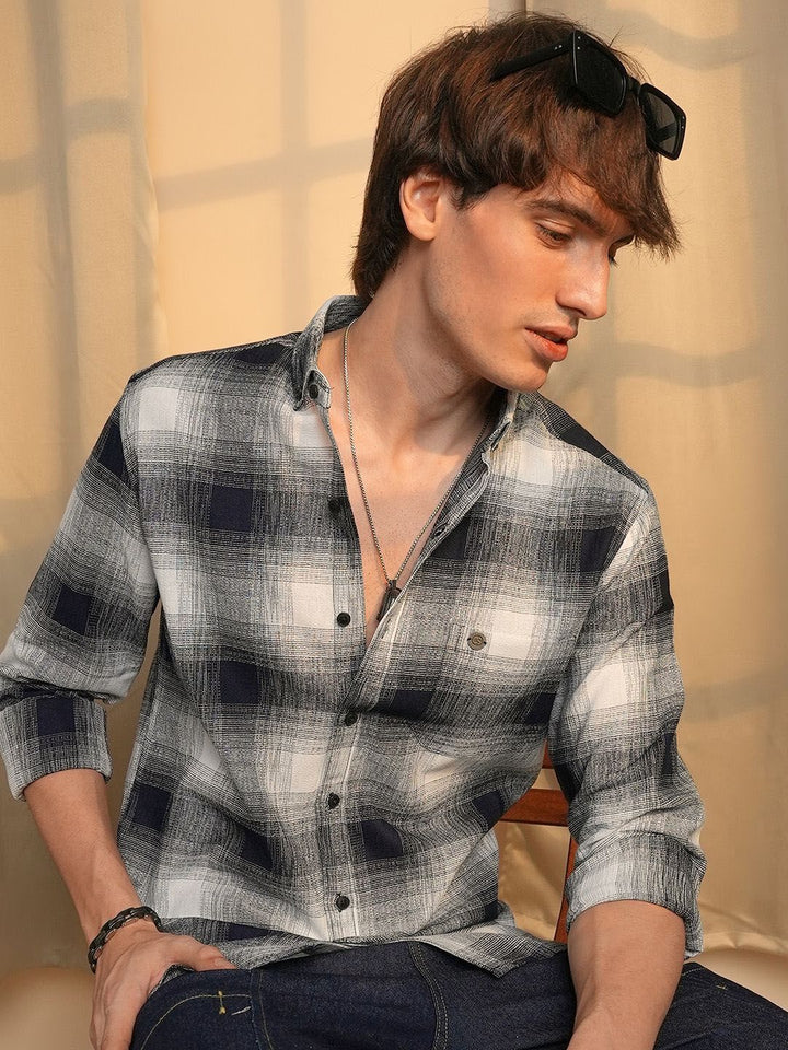 Campus Sutra Men Comfort Spread Collar Tartan Checked Polycotton Casual Shirt
