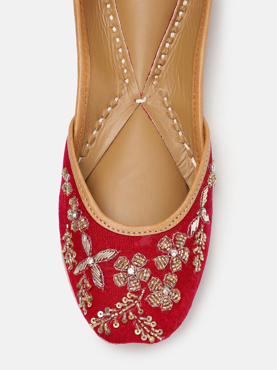 House of Pataudi Women Embellished Ethnic Mojaris Flats
