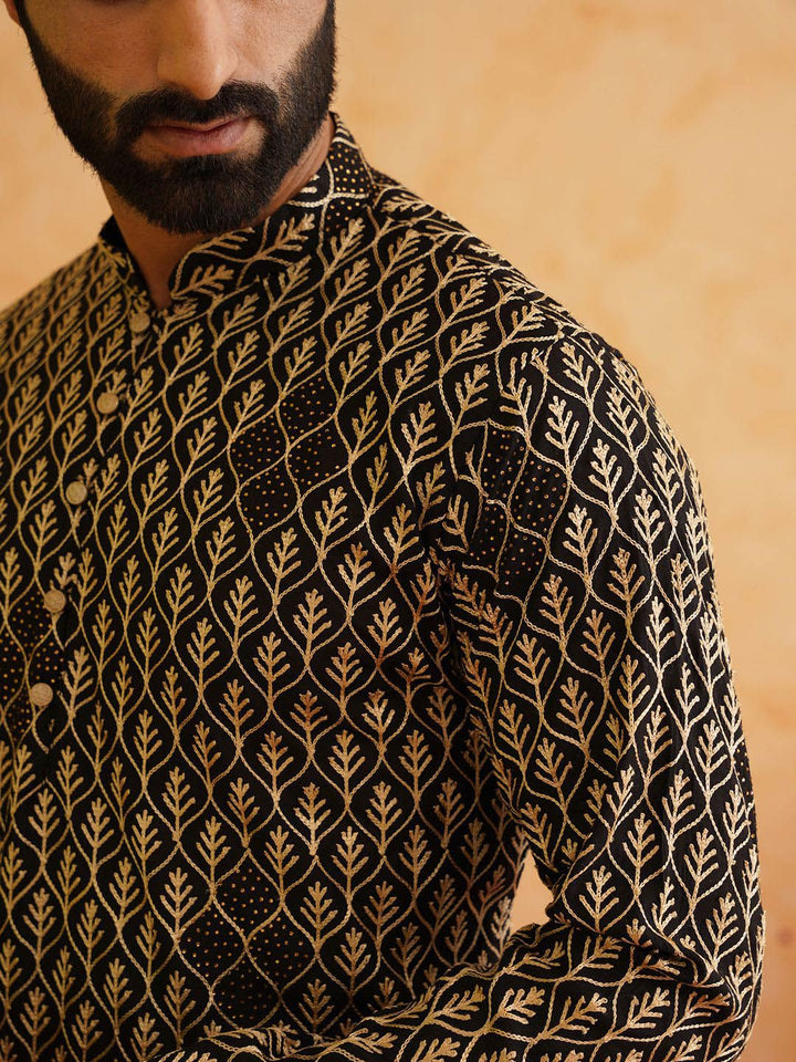 SOJANYA Ethnic Motifs Embroidered Thread Work Detailed Pure Cotton Kurta With Pyjamas