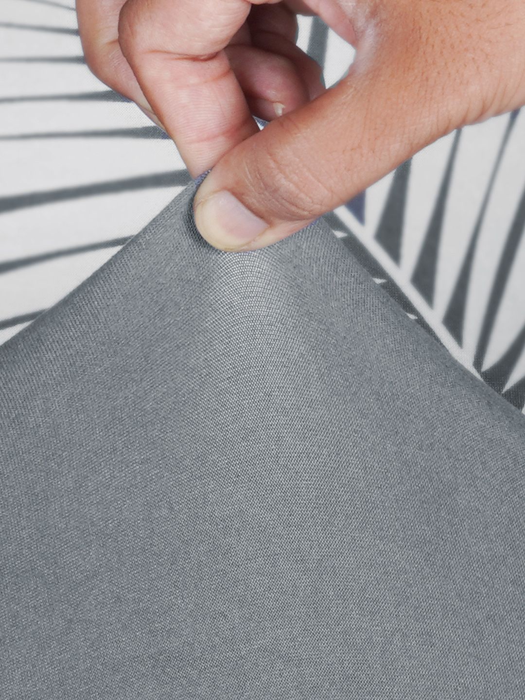 Story@home Grey & White Printed 2 Seater Stretchable Sofa Cover With Arms