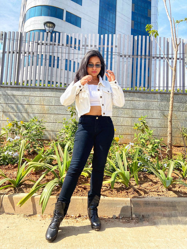 SASSAFRAS Women White Self-Striped Corduroy Crop Tailored Jacket