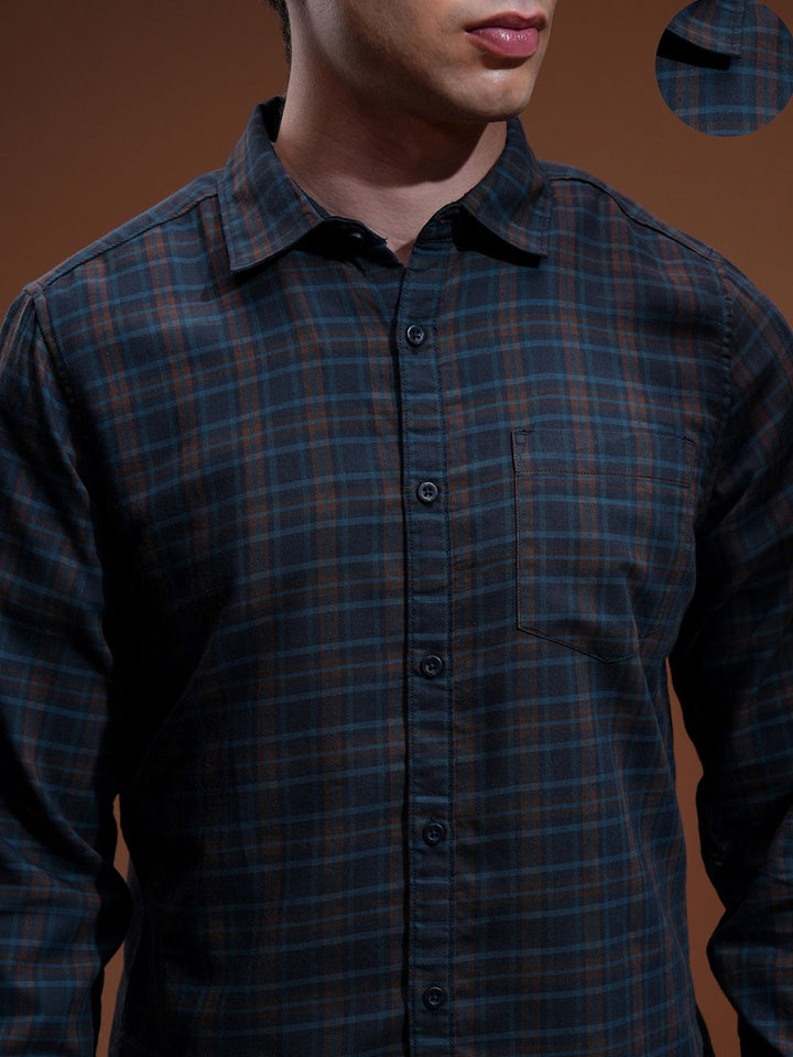 HIGHLANDER Men Navy & Brown Slim Fit Checked Casual Shirt