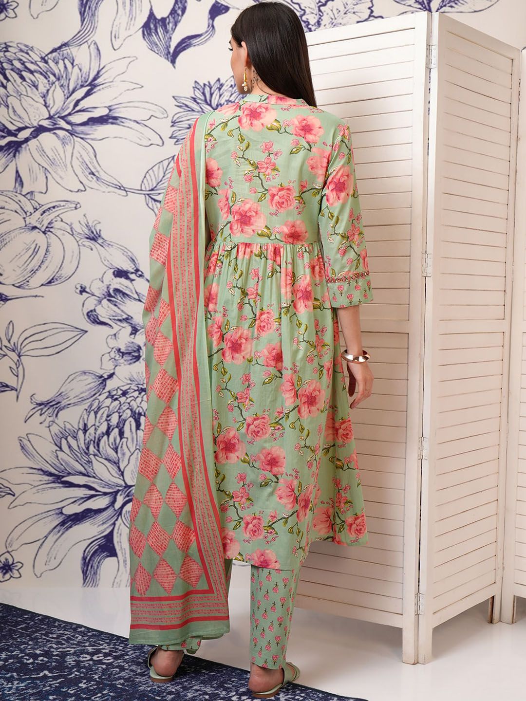 Vishudh Green Floral Printed Mirror Work Pure Cotton Kurta With Trousers & Dupatta