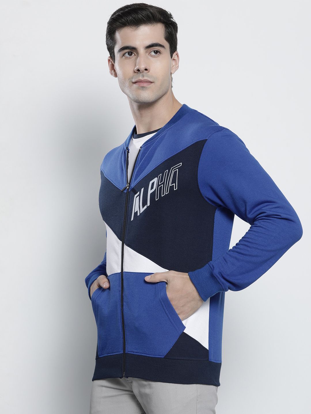 The Indian Garage Co Men Blue & White Colourblocked Sweatshirt