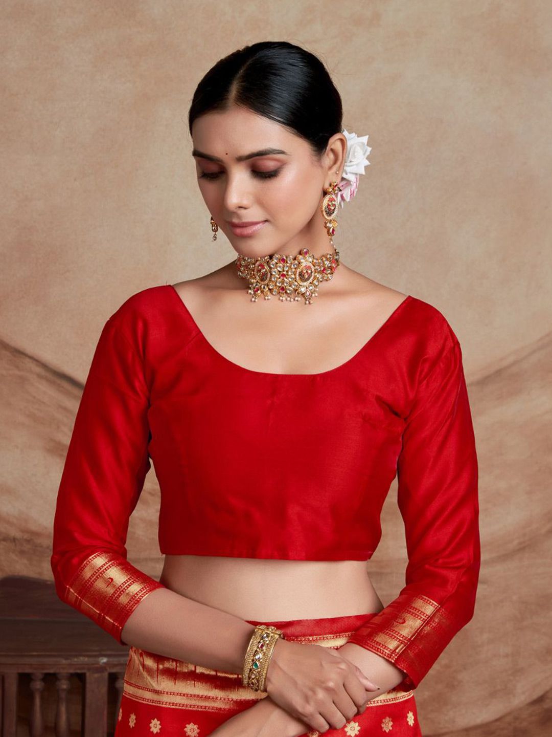 KALINI Ethnic Motifs Silk Blend Woven Paithani Saree with Blouse Piece